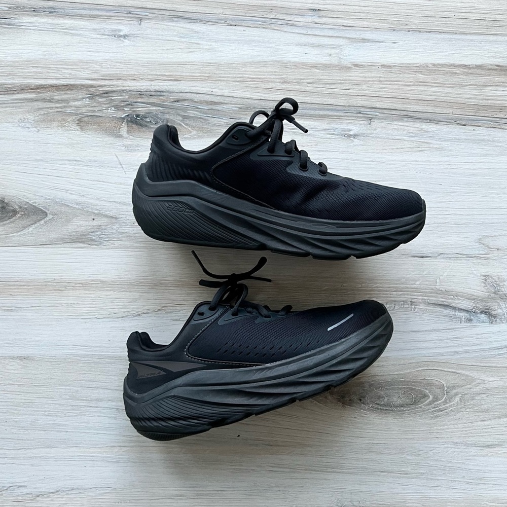Altra via olympus, women’s 9 wide